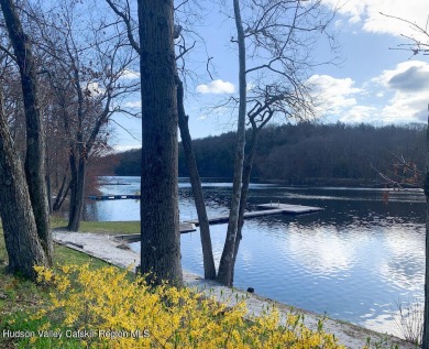 Lake Lot For Sale in Rhinebeck, New York