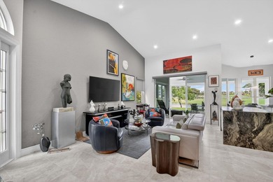 Get ready for Extraordinary! This Decorator/Designer Renovated - photo 12