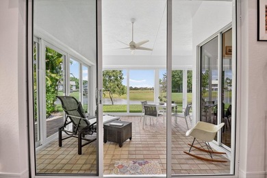 Get ready for Extraordinary! This Decorator/Designer Renovated - photo 15