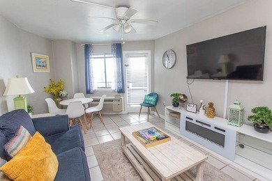 This one-bedroom condo comes fully furnished. It is perfect as a - photo 17