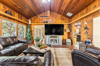 Welcome to your ideal lakefront retreat - a beautifully situated - photo 22