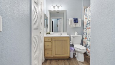SHORT TERM RENTALS ALLOWED. Don't miss out on this freshly - photo 24