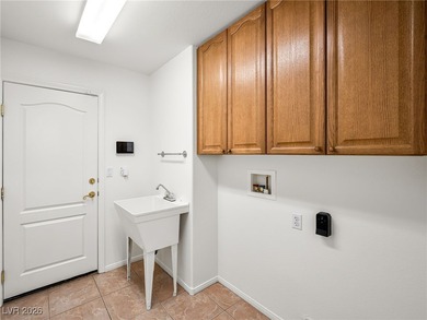 Stunning Steeplechase Estate! Rare find in the North West* Huge