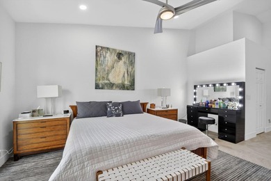 Get ready for Extraordinary! This Decorator/Designer Renovated - photo 30