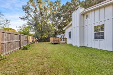 Welcome to 214 Simon Boulevard--where location, lifestyle, and - photo 31
