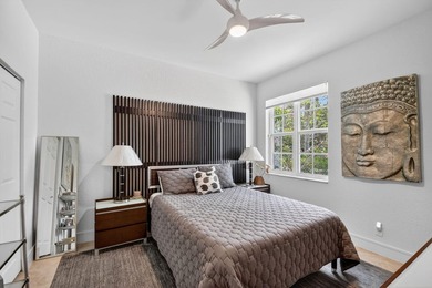 Get ready for Extraordinary! This Decorator/Designer Renovated - photo 35