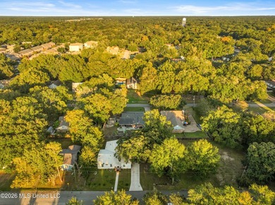 Welcome to 214 Simon Boulevard--where location, lifestyle, and - photo 36