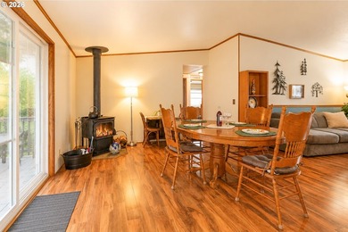Charming Home in Puerto Vista Mobile Estates is waiting for you - photo 7