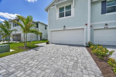 BRAND NEW Sandpiper Model! Move in today and enjoy quick closing - photo 1