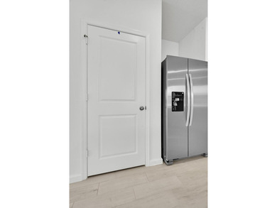 BRAND NEW Sandpiper Model! Move in today and enjoy quick closing - photo 7