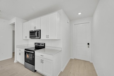 BRAND NEW Sandpiper Model! Move in today and enjoy quick closing - photo 8