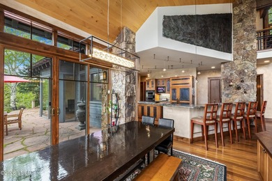 32 Stag Gulch is as much a piece of art as it is a beautiful - photo 21