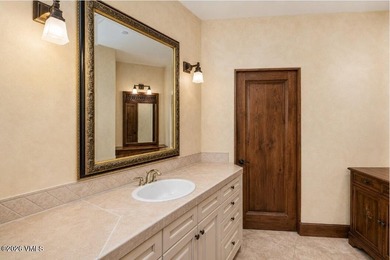 32 Stag Gulch is as much a piece of art as it is a beautiful - photo 38