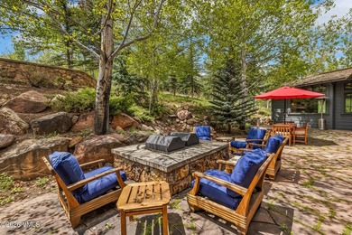 32 Stag Gulch is as much a piece of art as it is a beautiful - photo 42