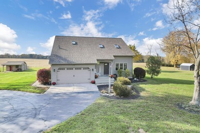 Buckeye Lake Home For Sale in Thornville Ohio