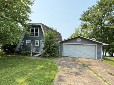 Lake Home For Sale in Cadiz, Kentucky