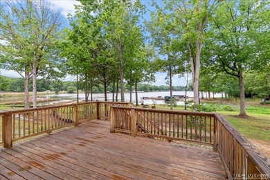 Enjoy all Lake Gaston has to offer in this Waterfront condo with - photo 2