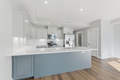 Your lakefront condominium awaits! Brand new and ready for you - photo 8