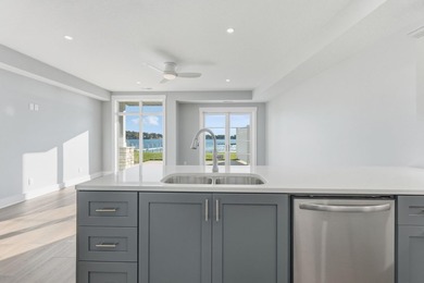 Your lakefront condominium awaits! Brand new and ready for you - photo 10