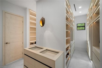 Where modern architecture is elevated by the serenity of - photo 19