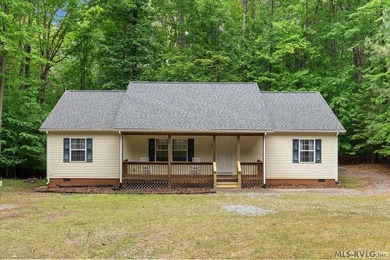 Tucked away in the Desired Lakeside Community of Merrifield - photo 3
