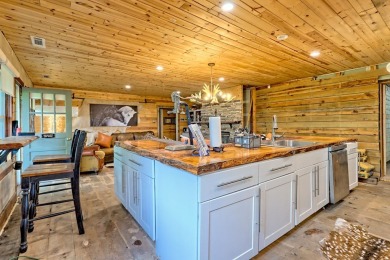 Seller offering $5k for Buyer rate buy-down! Rustic charm meets