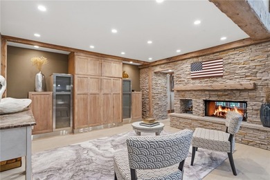 Remarkable Beaver Lake living in this custom built lake home - photo 12