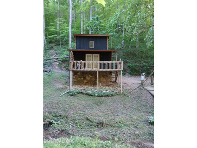 Escape to your own private mountain retreat with this - photo 6