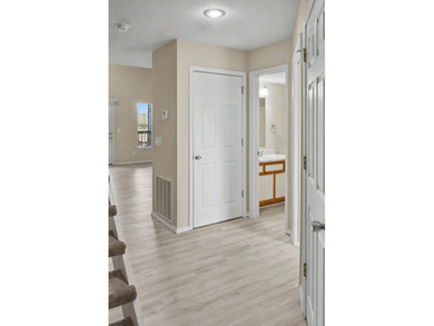 Don't miss out on this beautiful condo with a 2 car garage and a - photo 18