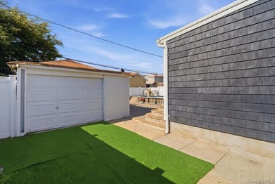 Welcome to this beautifully maintained and move-in ready ranch - photo 24