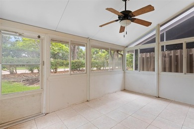 Lovely 3 bedroom, 2.5 bathroom townhome located in the 24 hour - photo 24