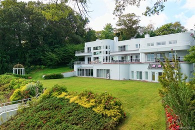 Experience the ultimate in waterfront living with this - photo 34