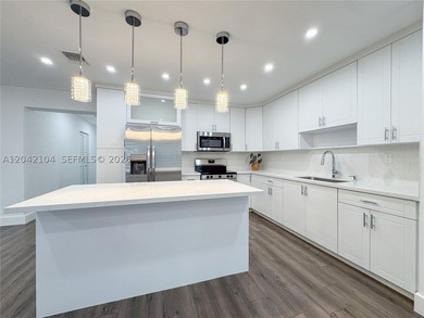 Beautifully maintained, turnkey 4-bedroom, 3-bath single-family - photo 6