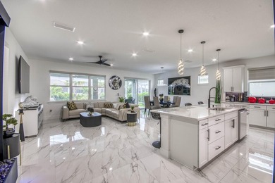 Fully remodeled and impeccably upgraded, this stunning 2 bed 2 - photo 6