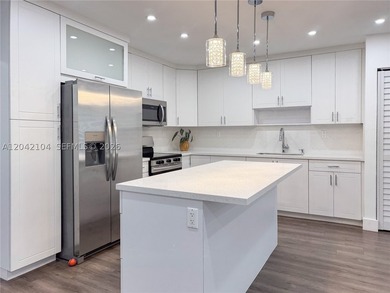 Beautifully maintained, turnkey 4-bedroom, 3-bath single-family - photo 9