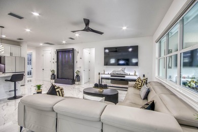 Fully remodeled and impeccably upgraded, this stunning 2 bed 2 - photo 9