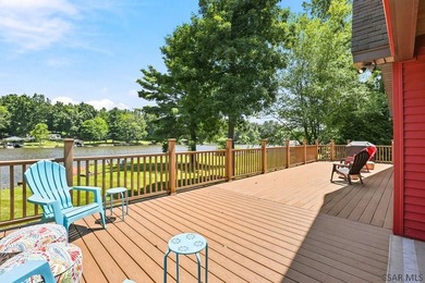 Beautifully remodeled from top to bottom, this exceptional - photo 5