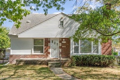 Lake Saint Clair Home For Sale in Detroit Michigan