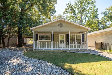 Lake Hamilton Home For Sale in Hot Springs Arkansas