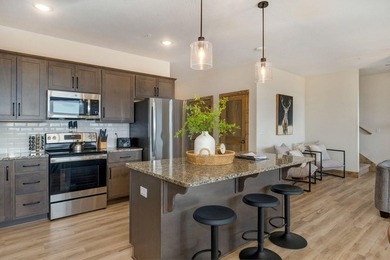 Welcome to 151 Summer Bay Blvd, where rustic Ozark charm meets - photo 13