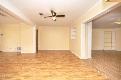 APPROVED SHORT SALE! 3 Bedrooms | 2 Bathrooms, Large bonus room - photo 13