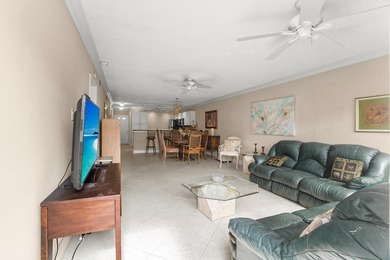 MUST SEE! 2 Bedroom,2 Bathroom Villa with 1-car garage. Garden - photo 13