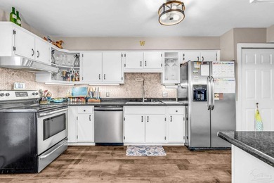 END UNIT!!!! Come See the Largest Floor Plan and Largest Lot in - photo 14
