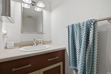 Beautiful condo at Eagle Pointe Resort on Lake Monroe - photo 16