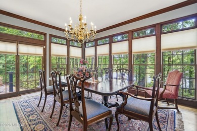 Welcome to this beautifully maintained 3-bedroom, 2.5-bath home - photo 21