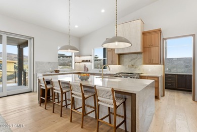 Welcome to 2105 E Paddleboard Way! Embrace the ultimate in - photo 22