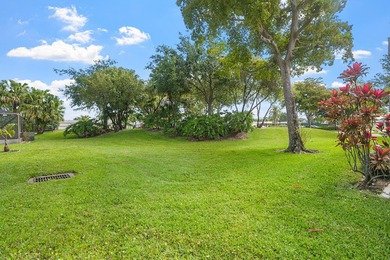 MUST SEE! 2 Bedroom,2 Bathroom Villa with 1-car garage. Garden - photo 25