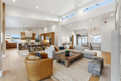 Welcome to 2105 E Paddleboard Way! Embrace the ultimate in - photo 30