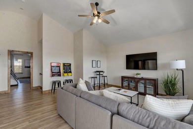 Welcome to 151 Summer Bay Blvd, where rustic Ozark charm meets - photo 34