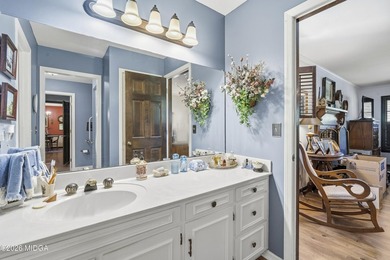 Welcome to this beautifully maintained 3-bedroom, 2.5-bath home - photo 34